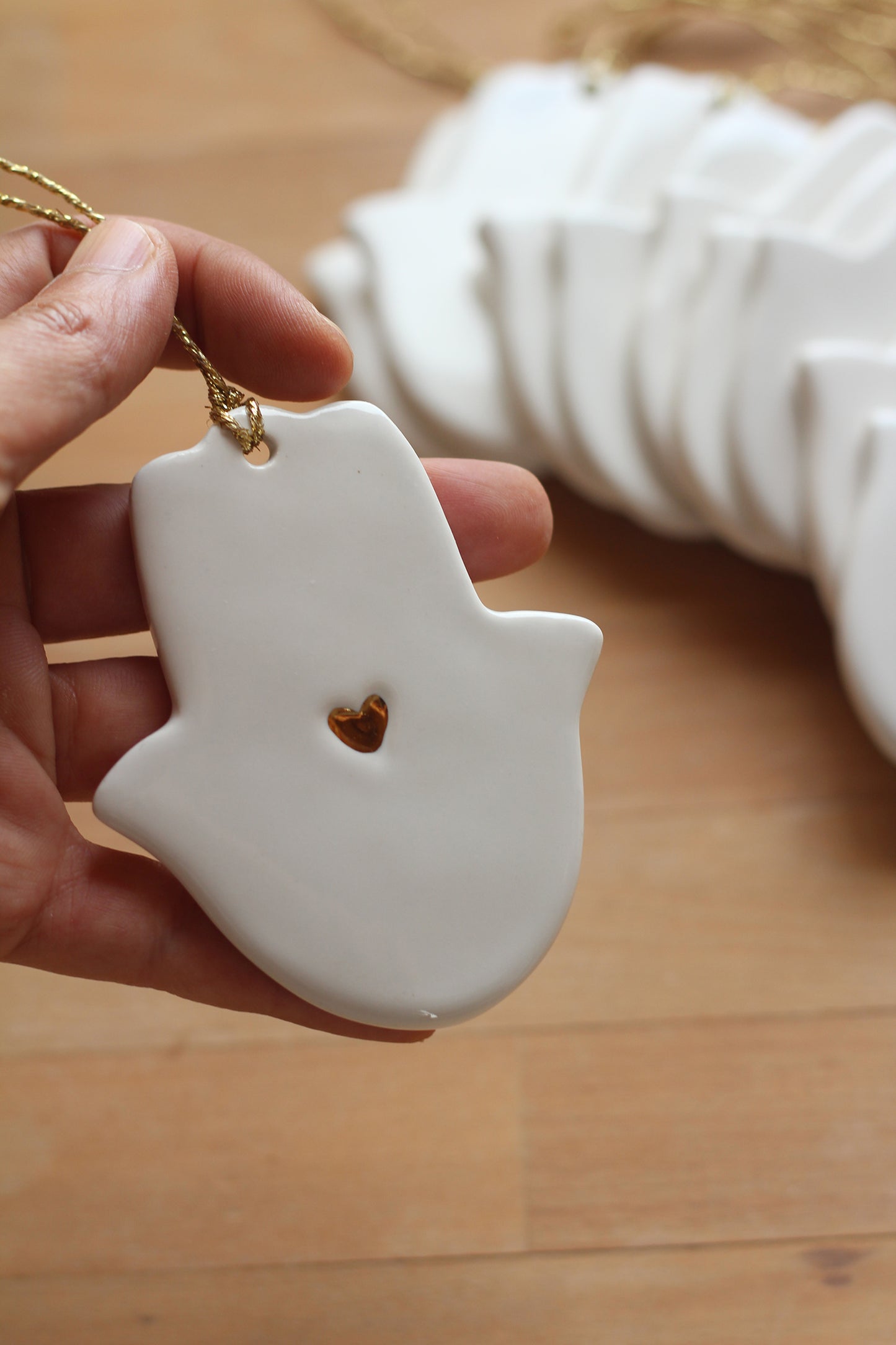 תגית חמסה לב בינונית